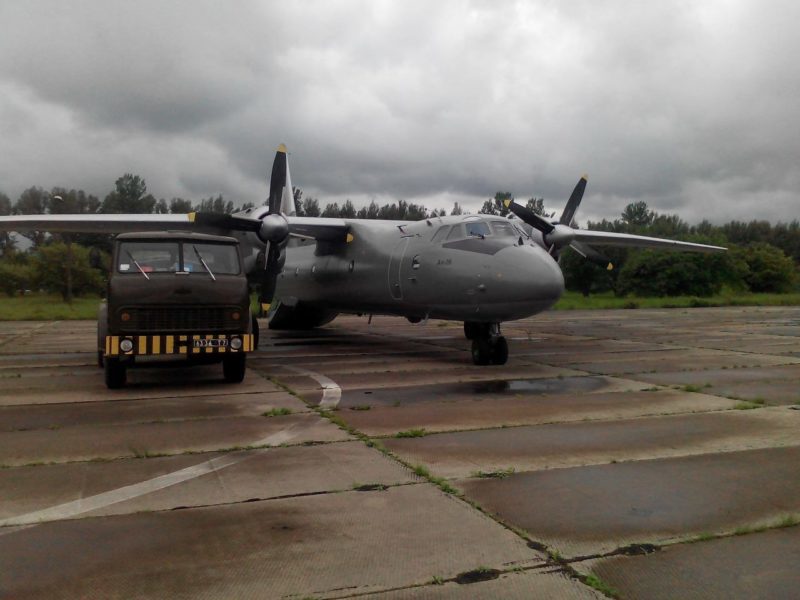 Коломийське летовище прийняло перший в цьому році військовий борт (ФОТОФАКТ)
