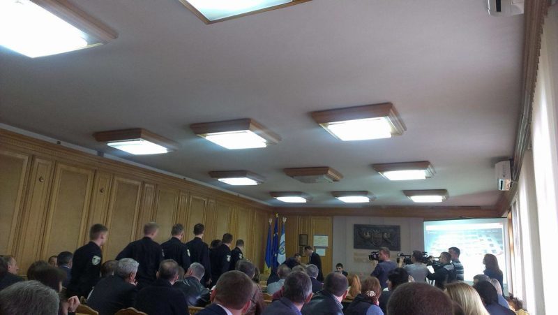 В міськвиконкомі відзначили патрульних поліцейських (ФОТО)