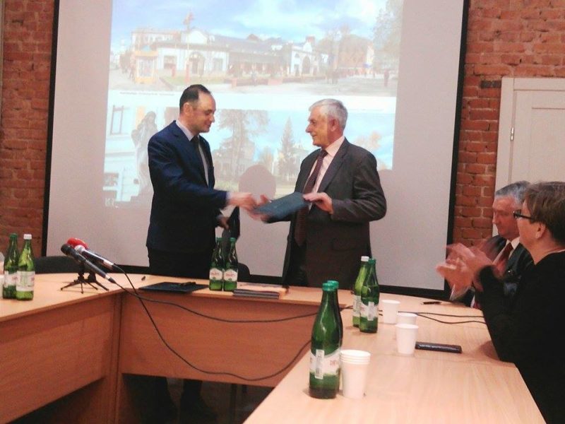 Міська рада домовилась про співпрацю з двома університетами