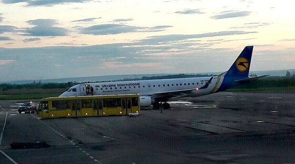 Пасажирів рейсу “Київ – Івано-Франківськ” авіакомпанія МАУ залишила без багажу