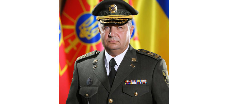 Полторак приміряв нову українську генеральську форму