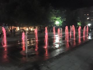 Пішохідний кольоровий фонтан урочисто відкрили у Долині (ФОТО)