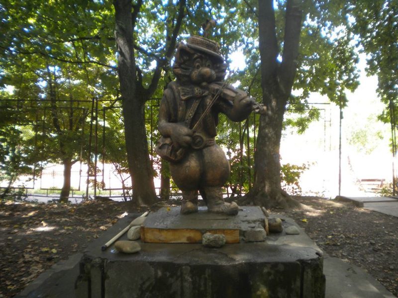 Пам’ятник казковому коту-скрипалю з’явиться в Коломиї (ФОТО)