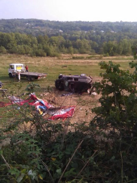 Поблизу Косова у жахливій ДТП загинув молодий хлопець, водій втік (ФОТО)