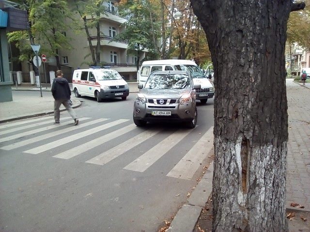 На вулиці Франка через ДТП ускладнений рух (ФОТО)