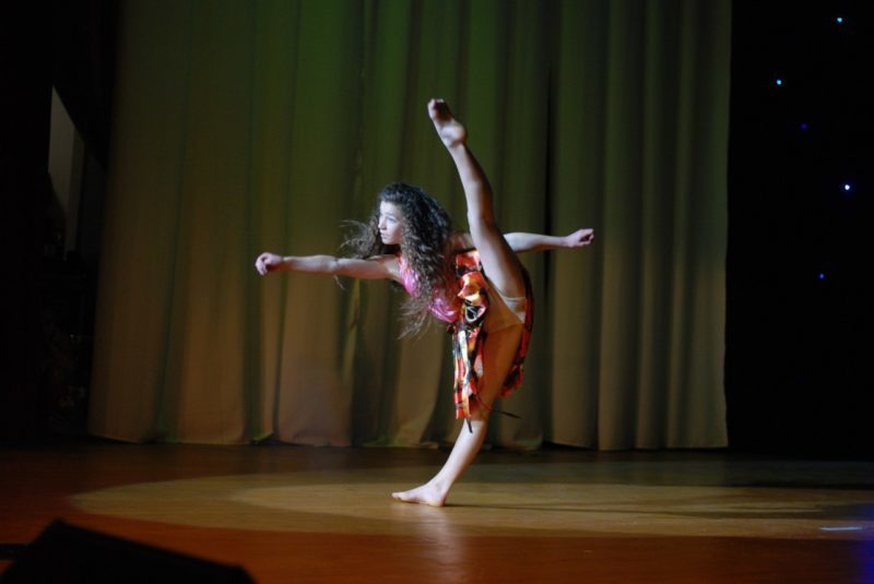 Танцівниця з Івано-Франківщини стала учасницею нового міжнародного сезону телешоу “Танцюють всі”