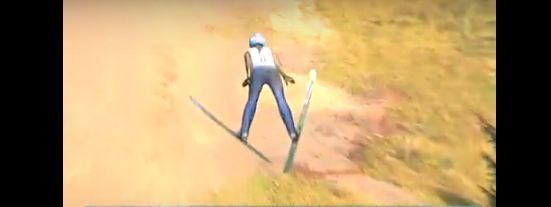 Юні лижники змагалися у стрибках з трампліна у Ворохті (ВІДЕО)