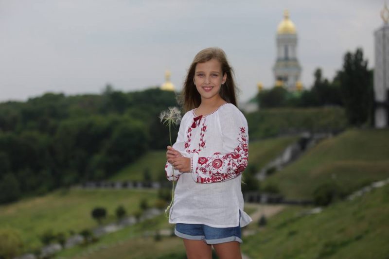 Київська школярка стала наймолодшою авторкою книги в Україні