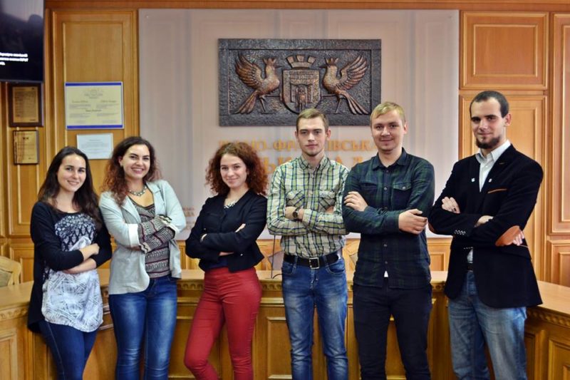У Франківську стартує оновлений проект “Молодь і влада” (ФОТО)