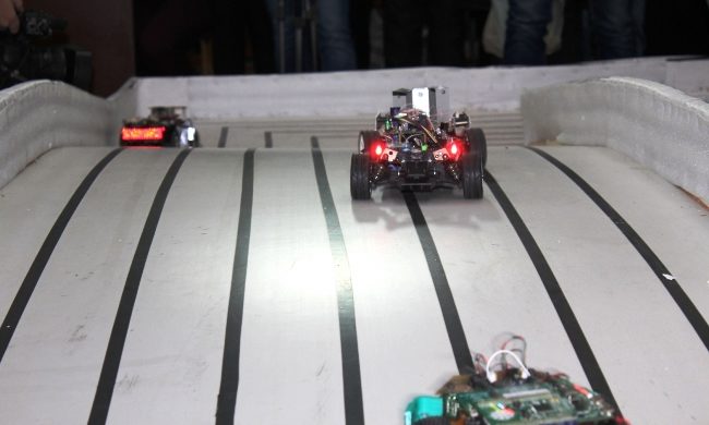 Робот прикарпатських науковців переміг на всеукраїнському конкурсі (ФОТО)