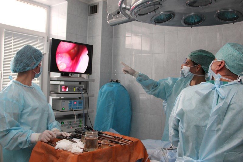 У франківському онкодиспансері відкрили лапароскопічний кабінет та провели першу операцію (ФОТО)