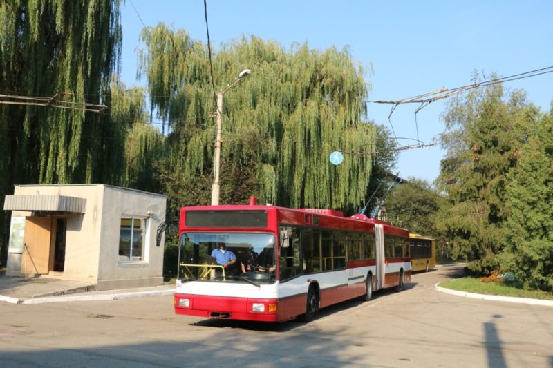 У Франківську незабаром курсуватимуть ще три австрійські тролейбуси