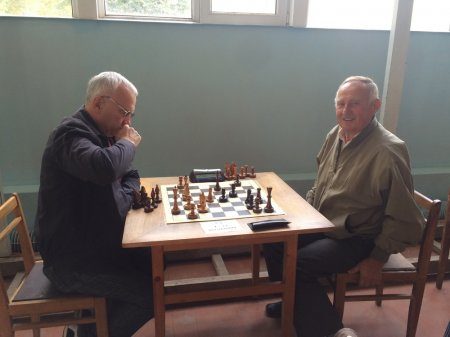 У Франківську влаштували турнір з шахів для літніх людей