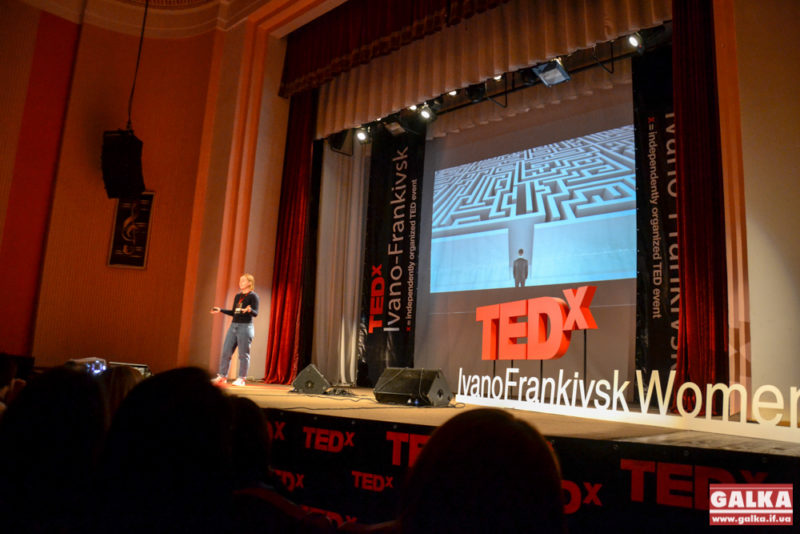 В Івано-Франківську стартувала конференція TEDx Women (ФОТО)