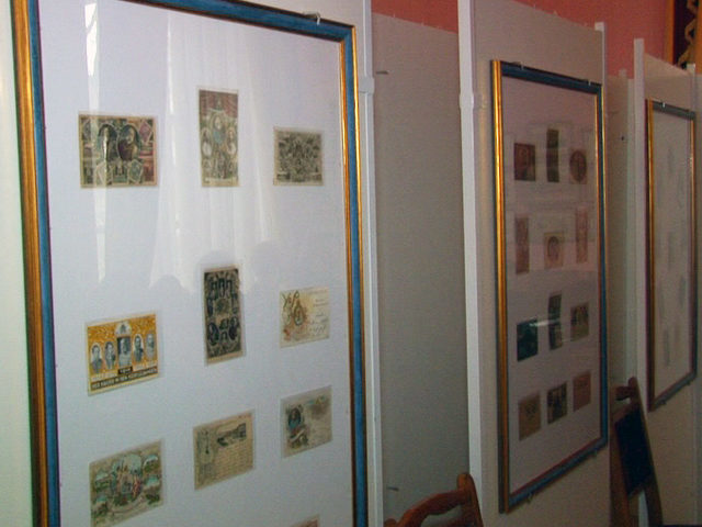 Виставку унікальних поштових листівок відкрили у Коломиї (ВІДЕО)