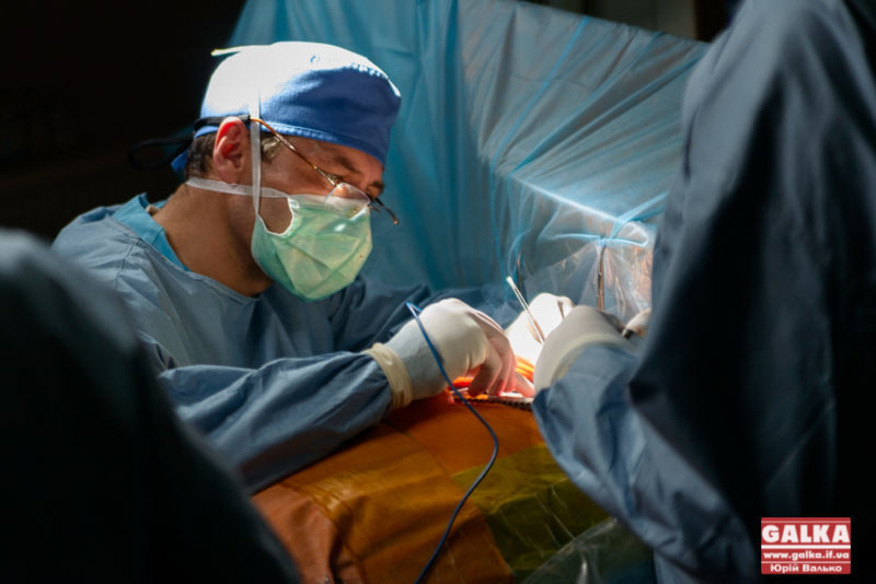 Рятівники сердець: франківські хірурги роблять унікальні операції (ЕКСКЛЮЗИВНІ ФОТО 18+)