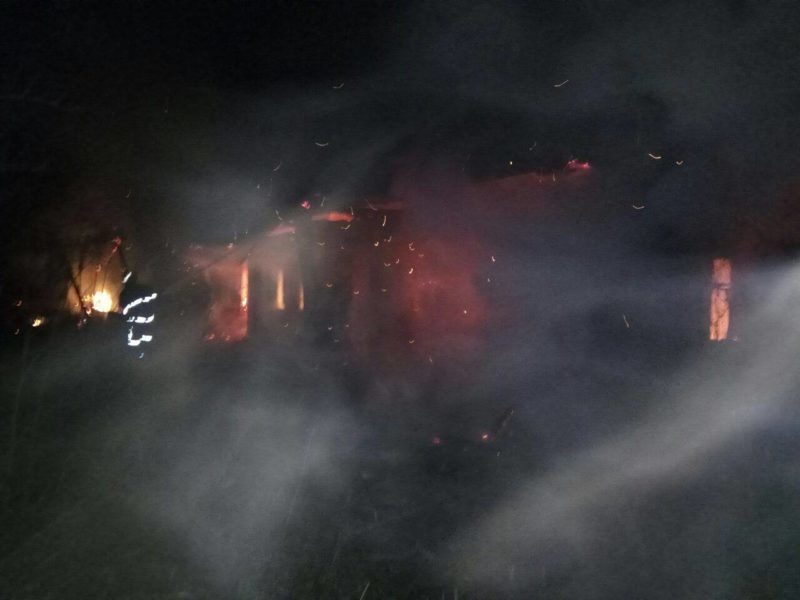 В ніч на понеділок у Богородчанському районі у вогні загинув чоловік