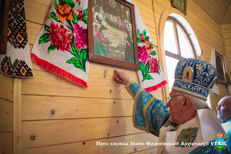 На Долинщині освятили новий храм (ФОТО)