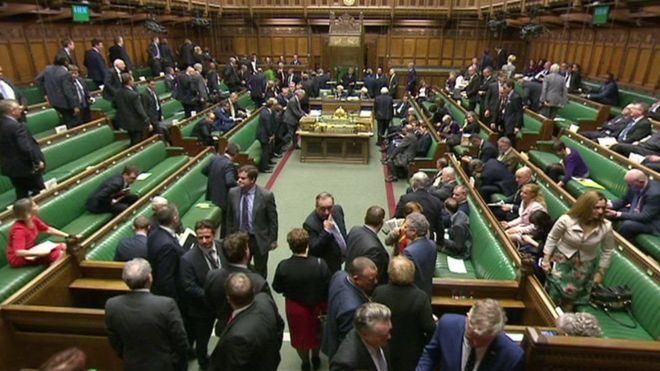 Британський парламент схвалив плани уряду щодо “брекзиту”
