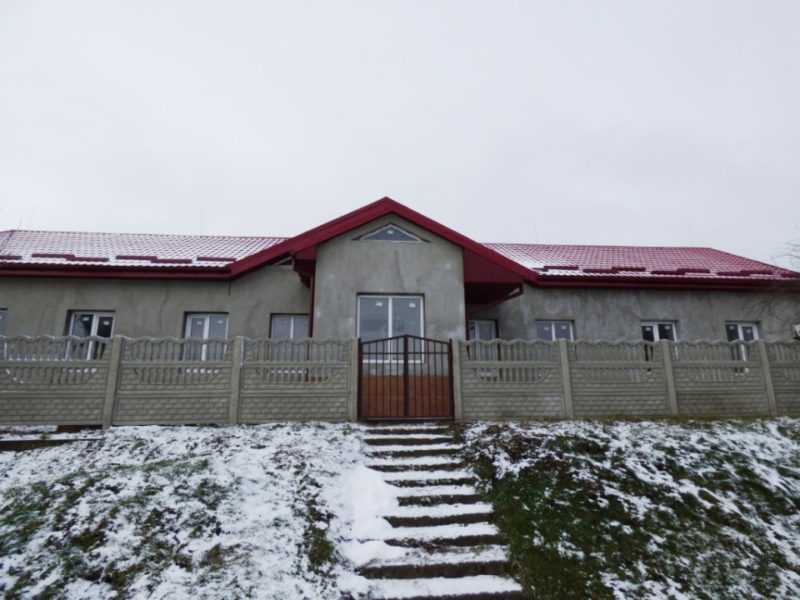 У Тлумацькому районі активно облаштовують освітні заклади (ФОТО)