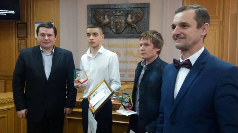 Найкращих спортсменів та тренерів міста нагородили в Івано-Франківську (ФОТО)