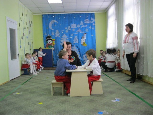“Козацькі забави” для дітей із вадами мовлення провели у Франківську (ФОТО)