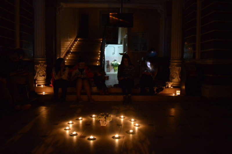 Франківські студенти організували романтичний вечір поезії (ФОТО)