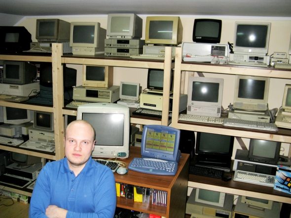 Франківець зібрав унікальну колекцію комп’ютерів (ФОТО)