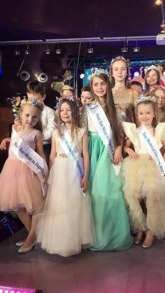 Юні франківки представлятимуть Україну на дитячому конкурсі краси у Греції