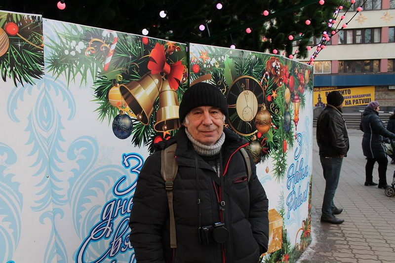 У Франківську влаштовують благодійний ярмарок, щоб зібрати кошти на лікування фотографу Євгену Мандрику