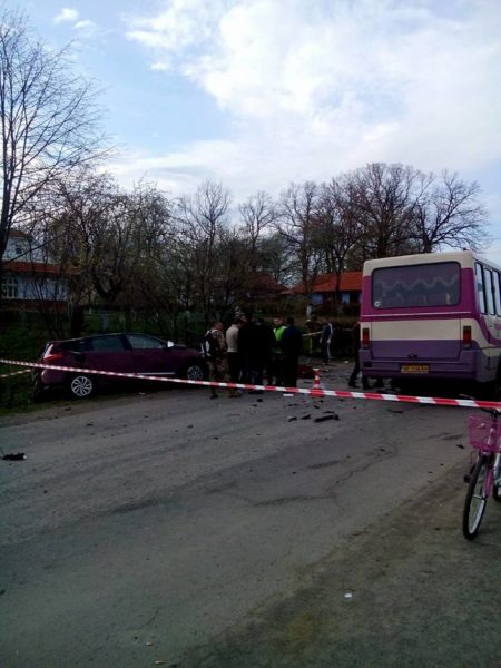 Смертельна аварія на Коломийщині: четверо загиблих у зіткненні легковика та автобуса (ФОТО)