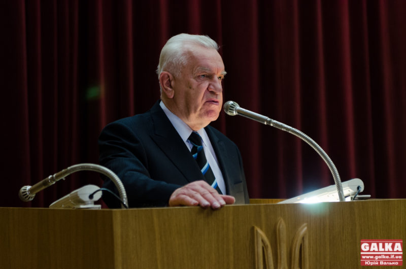 Колишній міський голова Франківська заспівав на сесії міської ради (ФОТО)