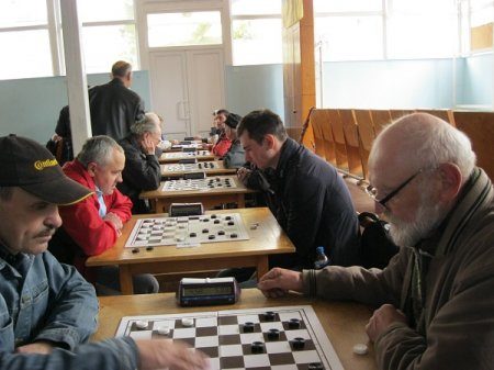 У Франківську визначили переможців турніру з шашок серед людей з інвалідністю