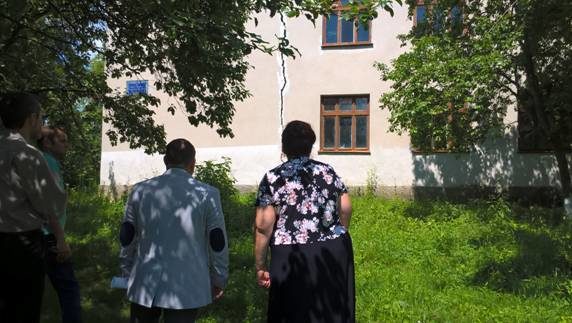 На Рогатинщині хочуть відремонтувати аварійну школу