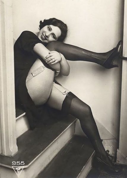 Як виглядали еротичні листівки у 1920-х (ФОТО 18+)
