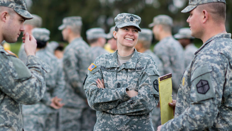 Військові-трансгендери судяться з Трампом через заборону служити в армії