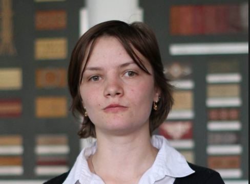 У соцмережах просять допомогти знайти студентку з Івано-Франківська, яка зникла по дорозі з Польщі