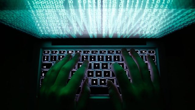 На Прикарпатті хакер “ламав” комп’ютери через патч для популярної гри