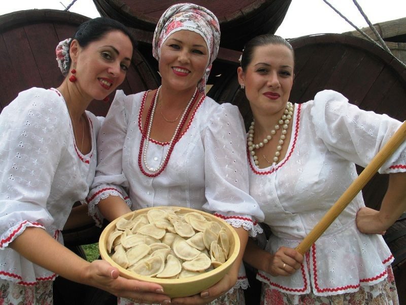 У День Незалежності на Прикарпатті відбудеться «Вареник Fest» та кулінарна варіація «Як козаки куліш варили»