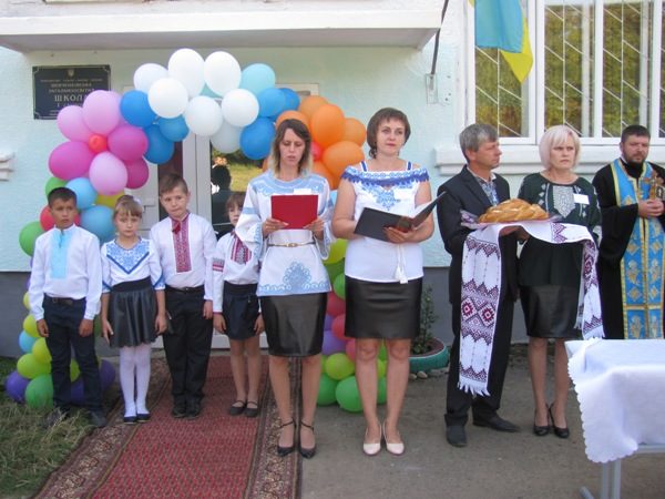 На Снятинщині відкрили два навчально-виховні комплекси (ФОТО)
