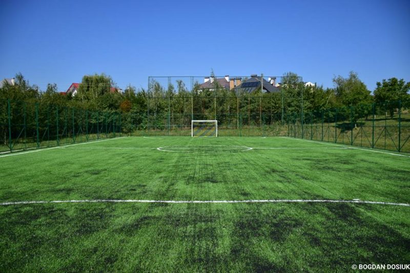 На Тернопільщині футбольні ворота важко травмували чоловіка