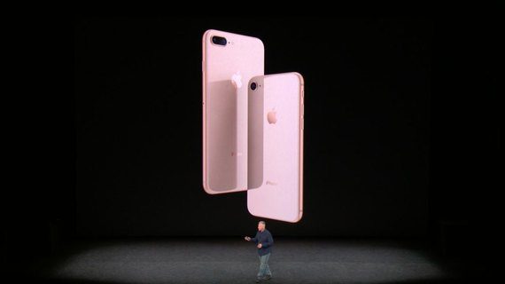 Apple випустить два нових продукти наступного місяця