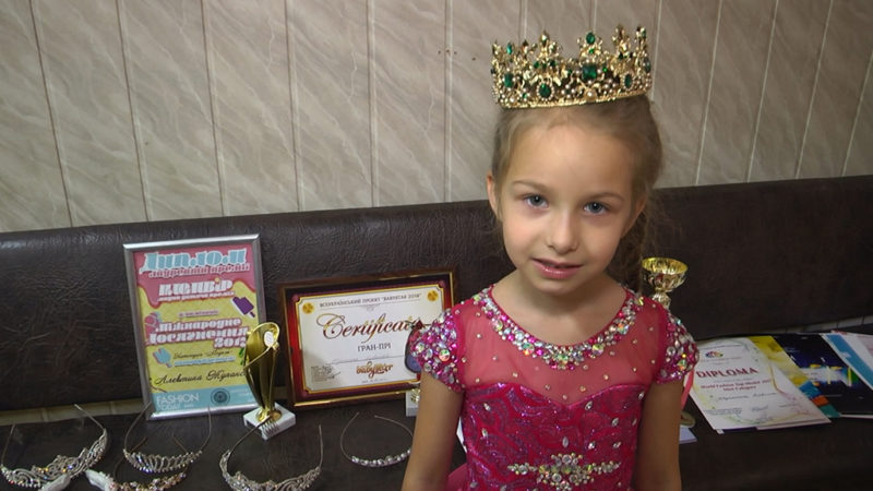 Маленька прикарпатка – у сотні найкрасивіших дітей України (ВІДЕО)