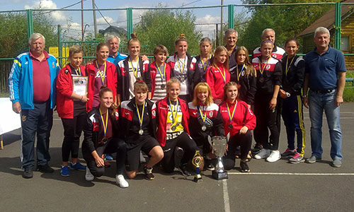 Найкращу жіночу футбольну команду України обрали на Прикарпатті (ФОТО)