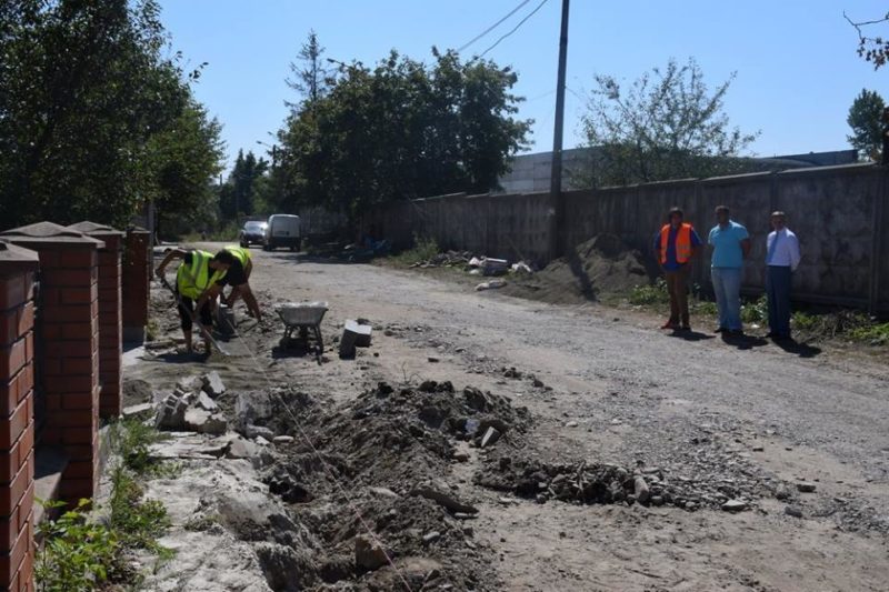 На ремонт проблемної вулиці в Опришівцях виділили додаткові 1,5 мільйона, – Марцінків