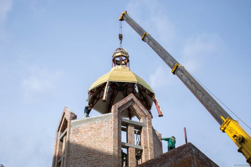 Нову церкву на БАМі “одягнули” у купол (ФОТО)