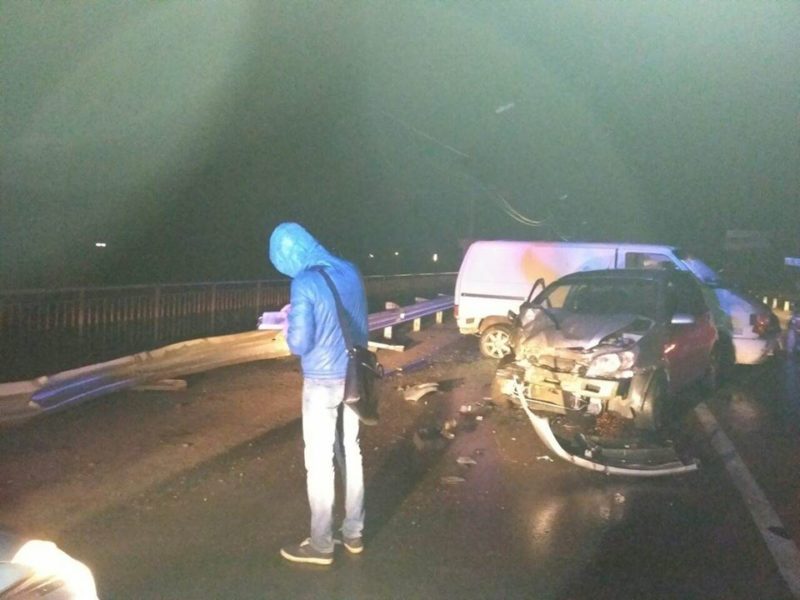П’яний водій вчинив аварію у Франківську. Дитина та дорослий у лікарні (ФОТОФАКТ)