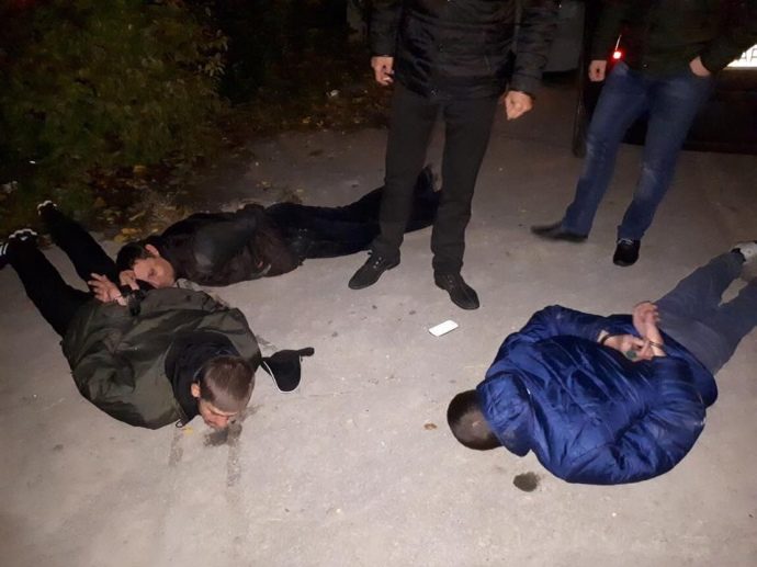 Поліцейські знешкодили велику банду викрадачів людей у Запоріжжі