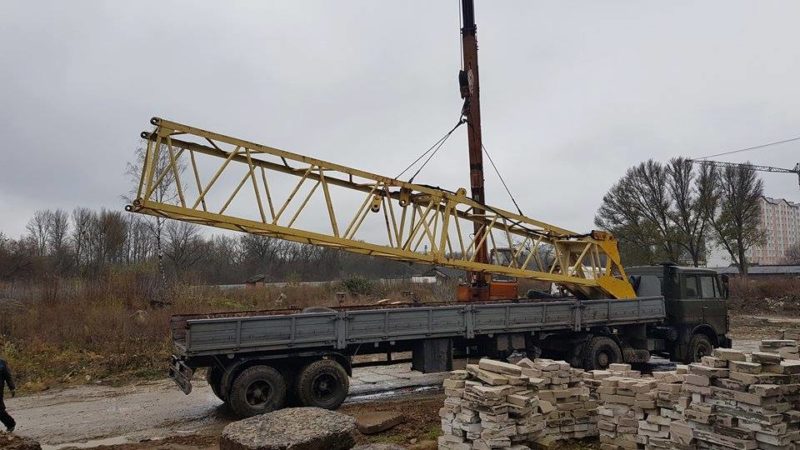 Марцінків показав, як завозили техніку для будівництва моста на Пасічну (ФОТО, ВІДЕО)