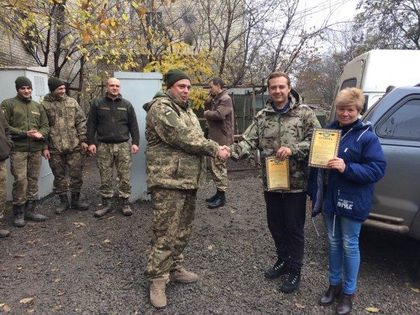 Прикарпатці відвезли допомогу атовцям на схід України (ФОТО)
